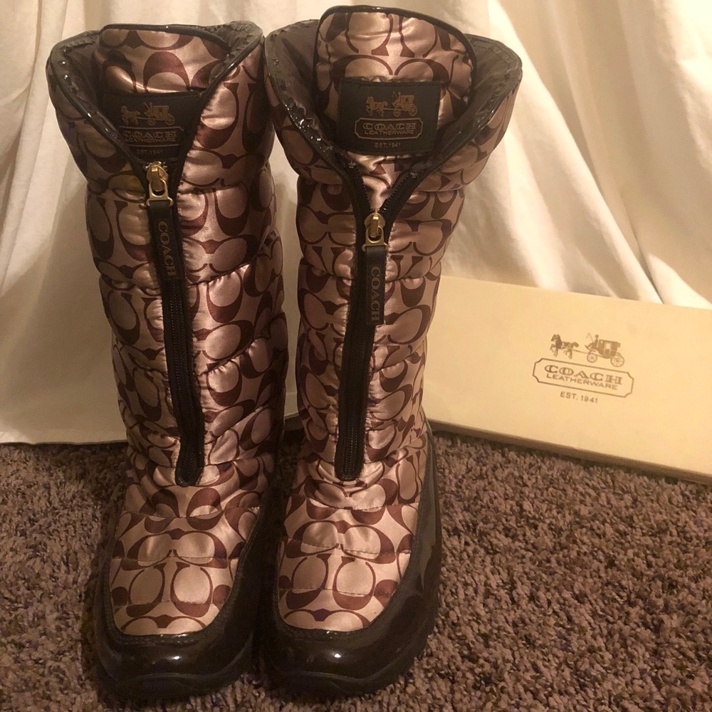 COACH winter boots, signature logo.